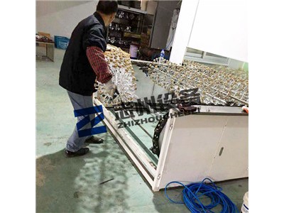 厂家直销小饰品往复喷漆烘道流水线图3