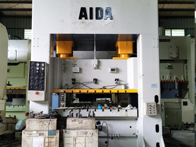供应二手AIDA 200T龙门冲床 二手机械设备回收出租图3
